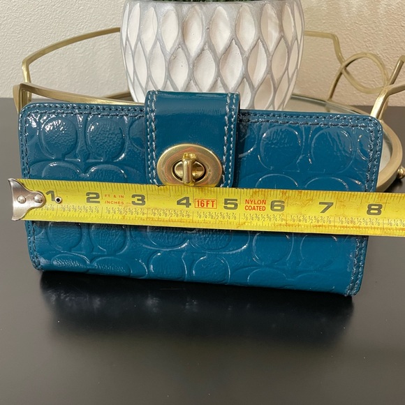 Coach Wallet - Picture 8 of 8